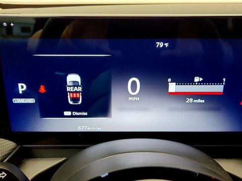 Used 2025 Nissan Kicks SR FWD image 16