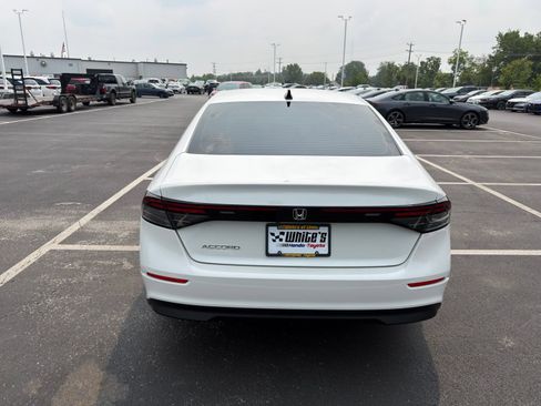 Used 2025 Honda Accord SE image 5