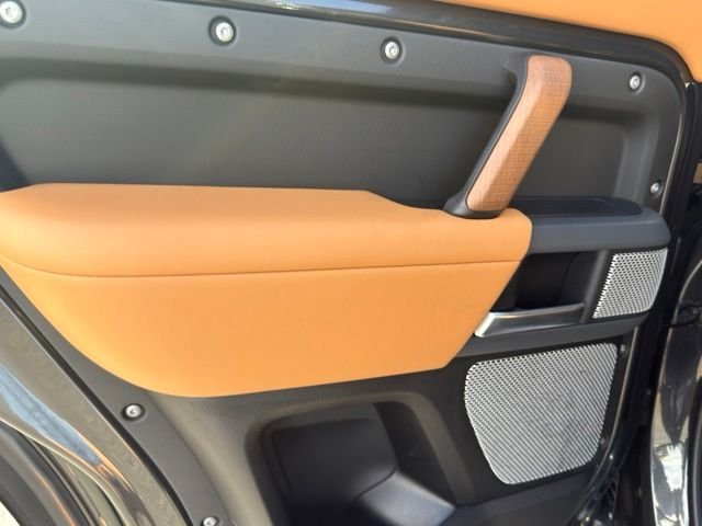 Used 2023 Land Rover Defender 130 X AWD/4WD image 23
