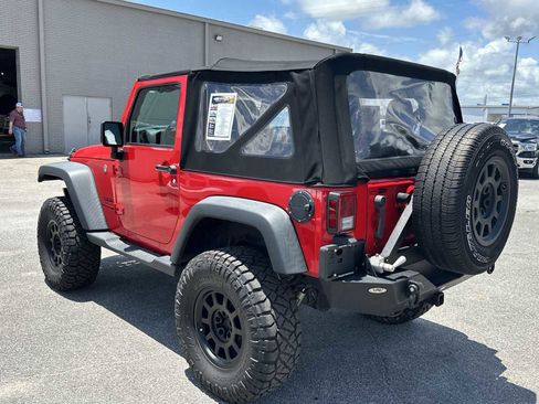 Used 2018 Jeep Wrangler Sport AWD/4WD image 6