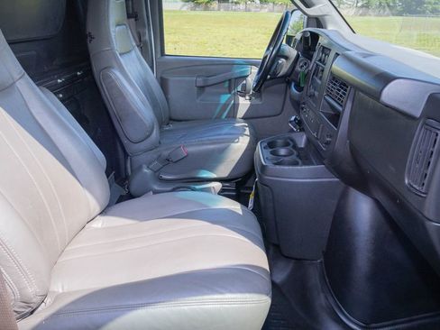 Used 2022 Chevrolet Express 2500 Extended w/ Driver Convenience Package RWD image 12