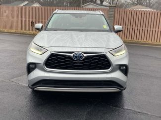 Used 2020 Toyota Highlander Platinum video 2