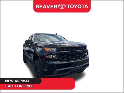 Used 2021 Chevrolet Silverado 1500 Custom image 1