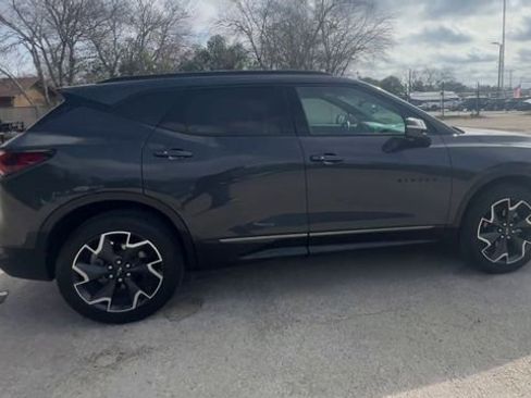 Used 2021 Chevrolet Blazer RS w/ Enhanced Convenience Package image 9