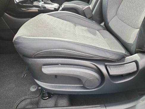 Used 2024 Kia Seltos S image 8