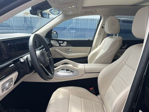 Certified 2024 Mercedes-Benz GLS 450 4MATIC image 19