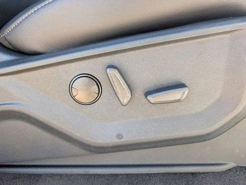 New 2025 Ford F150 Lariat w/ Equipment Group 501A Mid image 30