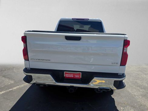 Used 2024 Chevrolet Silverado 1500 LTZ w/ Z71 Off-Road Package AWD/4WD image 4