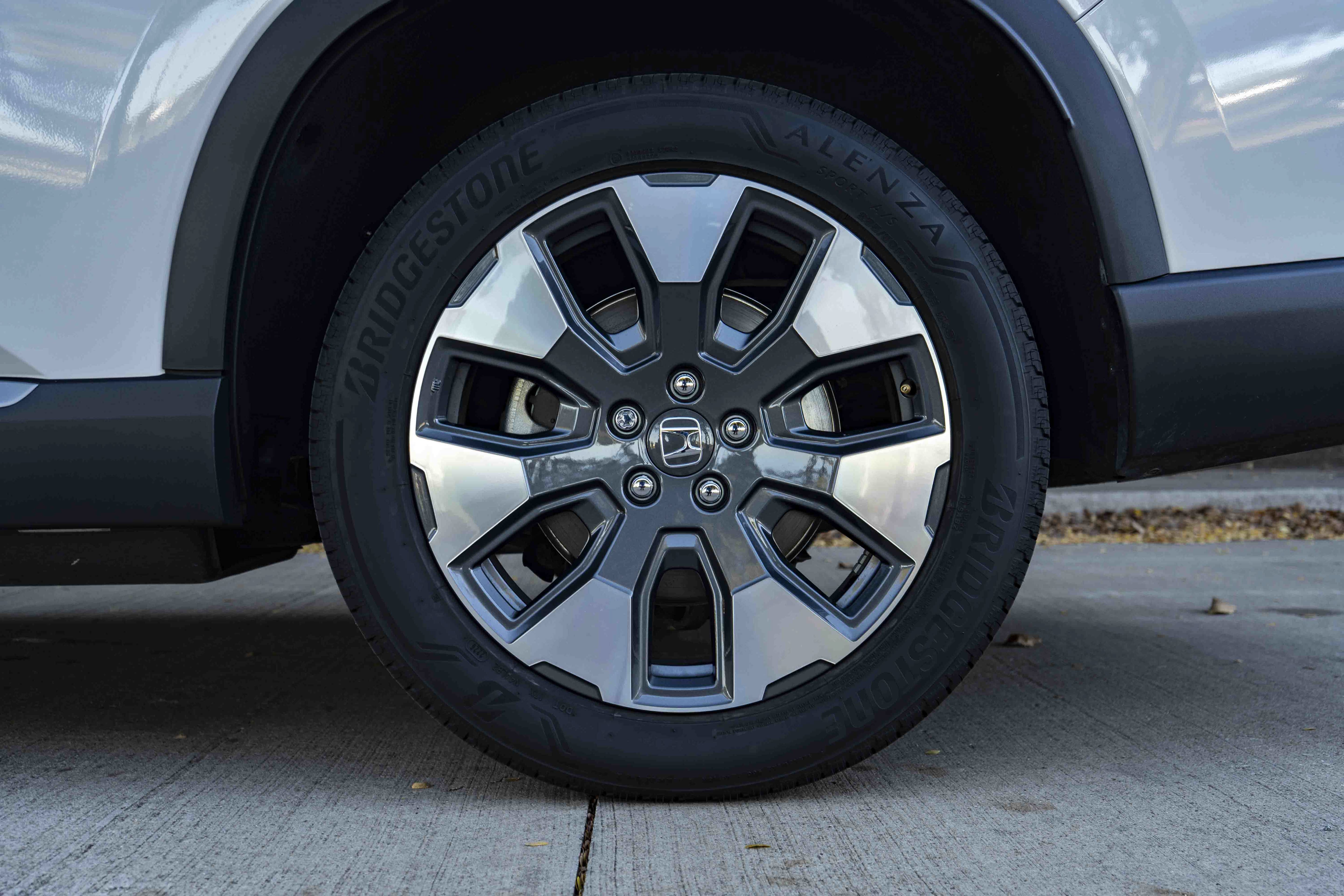 Used 2026 Honda Pilot Elite image 15