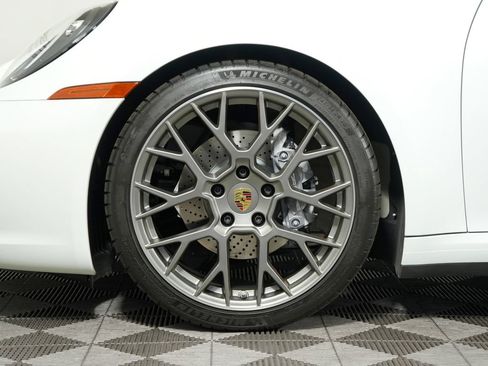 Certified 2024 Porsche 911 Carrera RWD image 20
