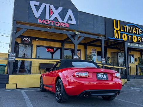 Used 2015 MAZDA MX-5 Miata Club RWD image 7
