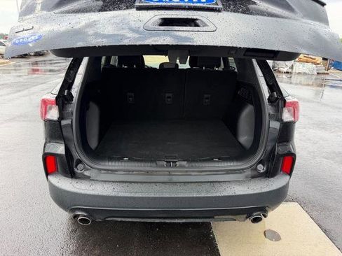 Certified 2022 Ford Escape SE w/ SE Sport Appearance Package FWD image 7