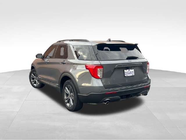 Used 2024 Ford Explorer XLT w/ Equipment Group 202A AWD/4WD image 4