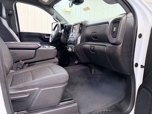 Used 2024 Chevrolet Silverado 2500 Custom w/ Custom Value Package AWD/4WD image 32