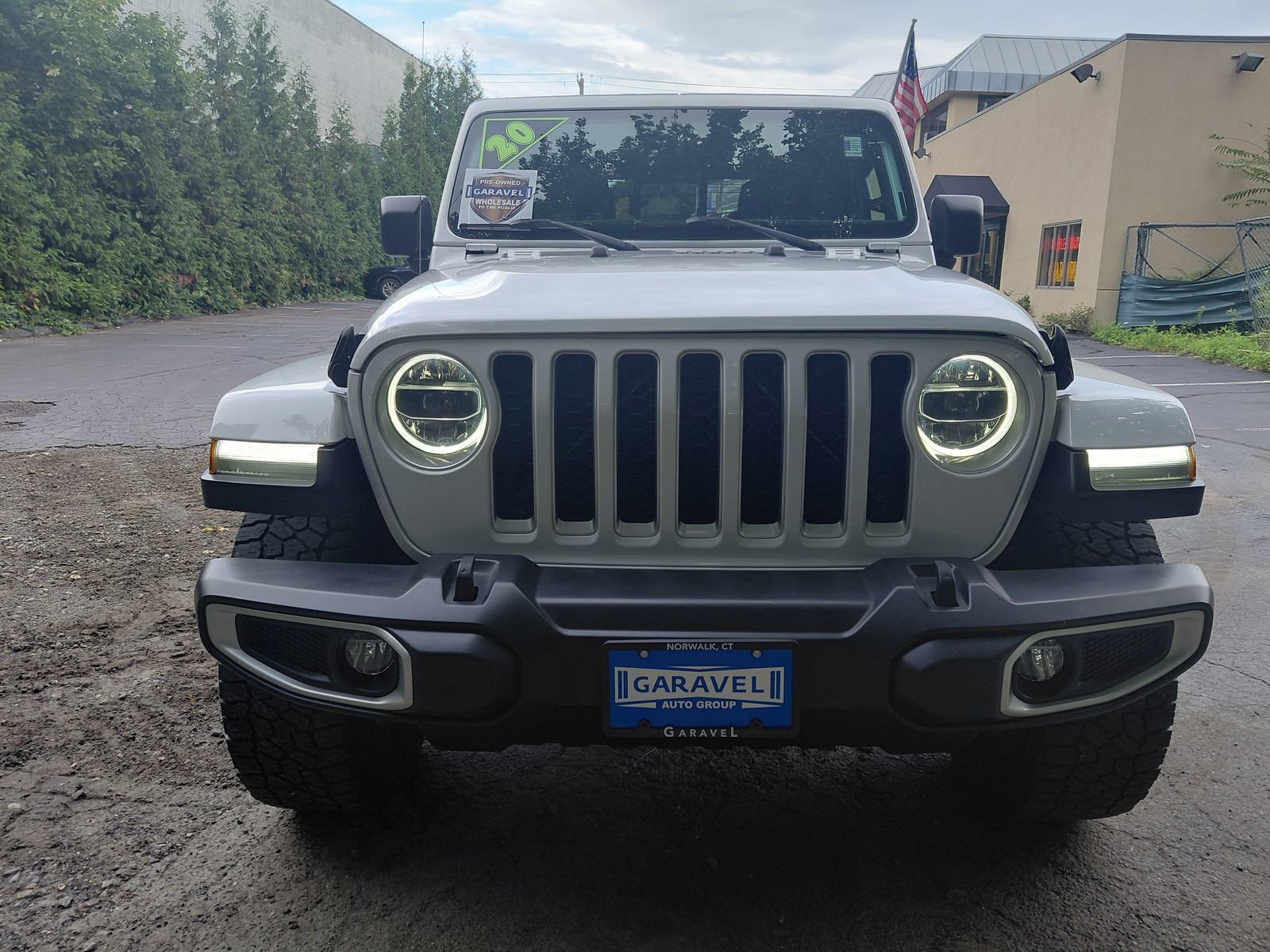 Used 2020 Jeep Gladiator Overland AWD/4WD image 25
