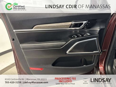 Used 2022 Kia Telluride SX w/ Nightfall Edition Package AWD/4WD image 16