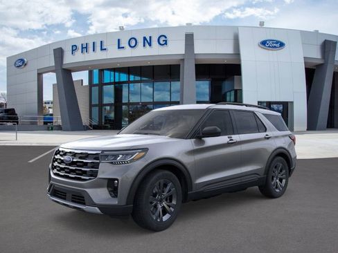 New 2026 Ford Explorer Active w/ Active Comfort Package image 1