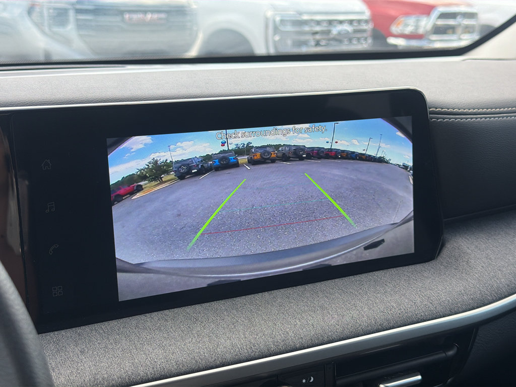 Used 2026 Nissan Kicks SV FWD image 16