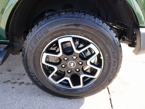 New 2025 Ford Bronco Outer Banks image 19