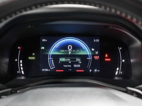 Used 2025 Toyota Camry SE FWD image 23