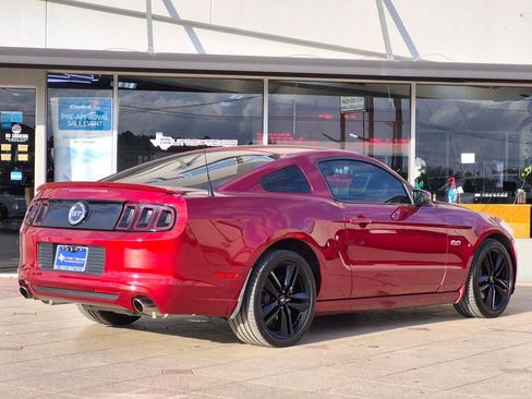 Used 2014 Ford Mustang GT Premium w/ Comfort Package image 4