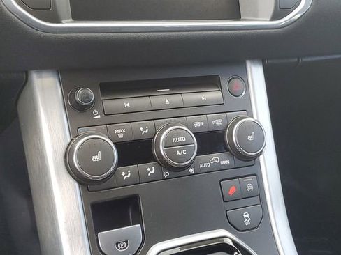 Used 2015 Land Rover Range Rover Evoque Pure Plus image 17