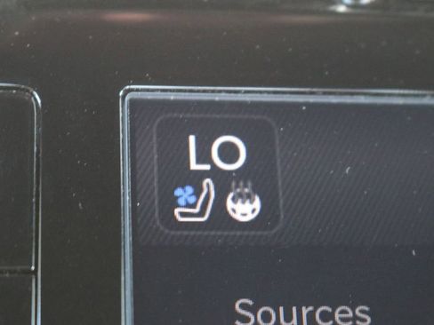 Used 2022 RAM 1500 Limited w/ Body Color Bumper Group image 54