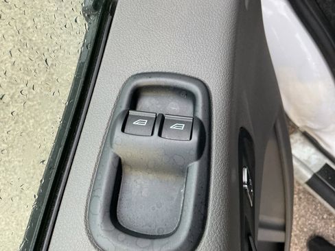 Used 2024 Ford Transit 250 Low Roof w/ Exterior Upgrade Package image 21