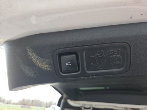 Used 2018 Ford Expedition Platinum image 14