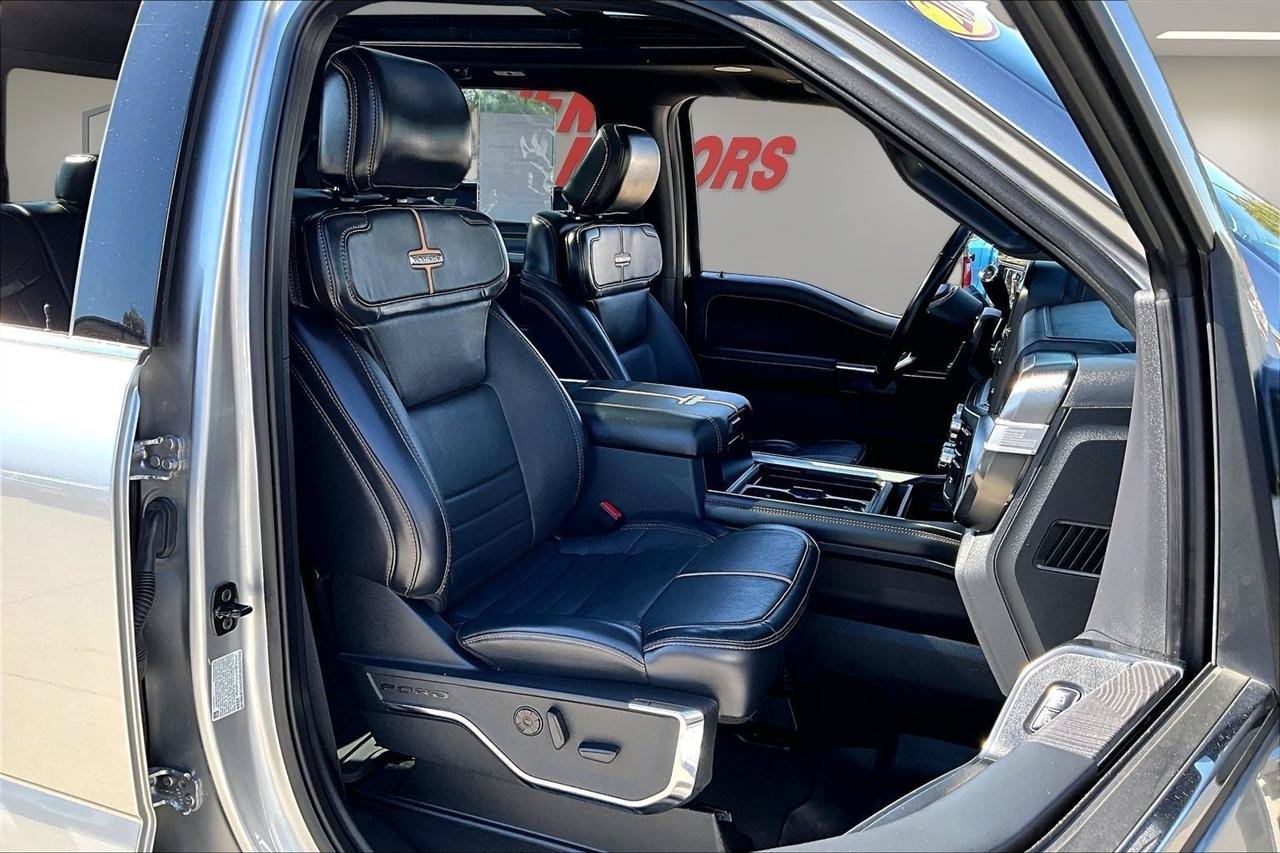 Used 2024 Ford F350 Platinum w/ Tremor Off-Road Package AWD/4WD image 30