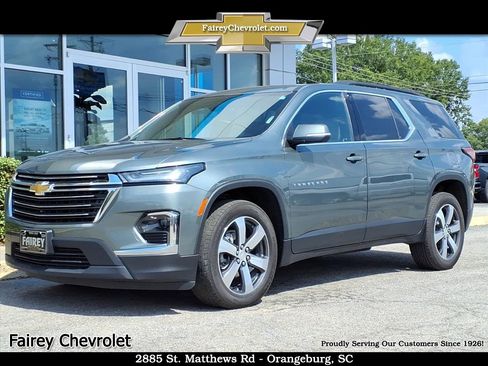 Certified 2023 Chevrolet Traverse LT w/ LT Premium Package image 1