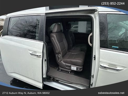 Used 2014 Honda Odyssey Touring Elite image 11