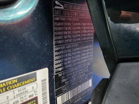 Used 2017 Jaguar F-PACE Premium image 57