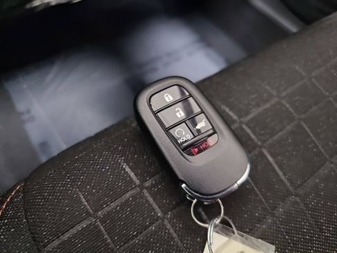 Certified 2024 Honda HR-V Sport image 34