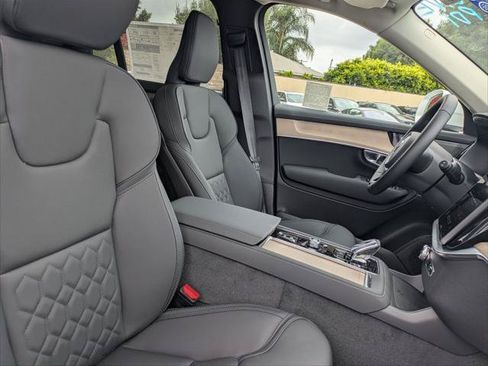 New 2026 Volvo XC90 T8 Plus w/ Protection Package AWD/4WD image 14