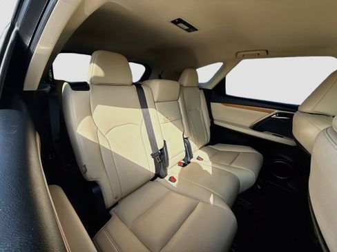 Used 2021 Lexus RX 350L FWD w/ Premium Package image 32