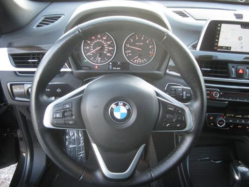 Used 2018 BMW X1 xDrive28i image 18