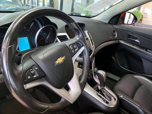 Used 2015 Chevrolet Cruze LT FWD image 9
