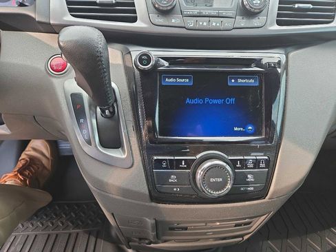 Used 2014 Honda Odyssey Touring image 22
