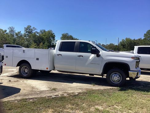 New 2025 Chevrolet Silverado 3500 W/T w/ WT Convenience Package AWD/4WD image 4
