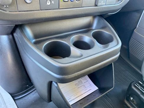 Used 2024 GMC Savana 2500 Extended w/ Driver Convenience Package image 11