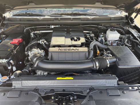 Used 2026 Nissan Frontier PRO-4X AWD/4WD image 32