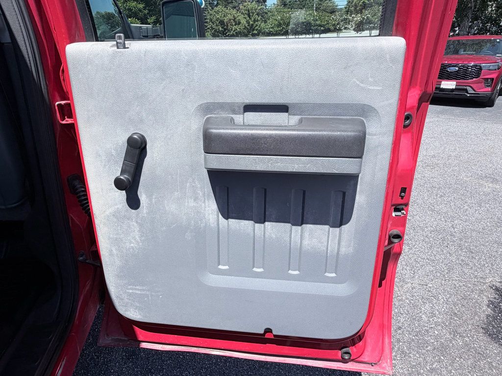 Used 2011 Ford F250 XL RWD image 24
