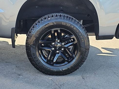 Used 2020 Chevrolet Silverado 1500 Custom Trail Boss image 34