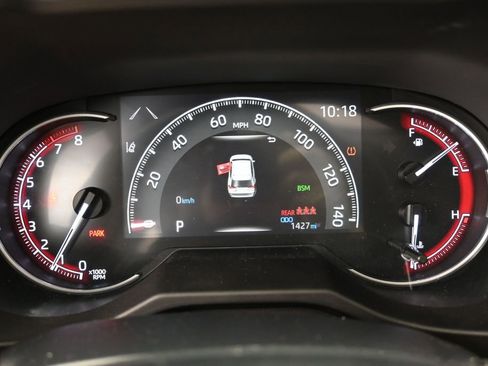 Used 2024 Toyota RAV4 XLE w/ Convenience Package FWD image 22