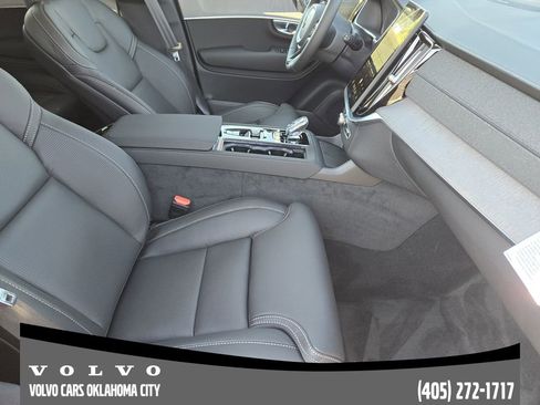 New 2026 Volvo XC90 B6 Ultra w/ Protection Package AWD/4WD image 13