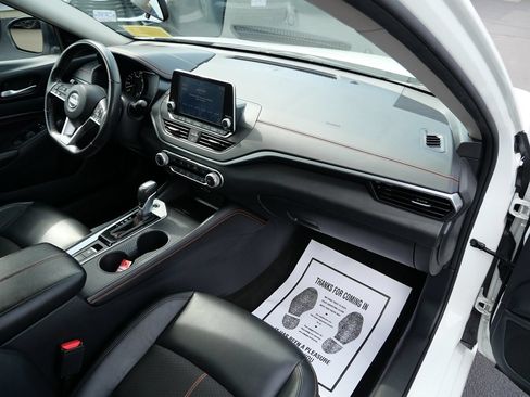 Used 2022 Nissan Altima 2.5 SR w/ Midnight Edition Package AWD/4WD image 29