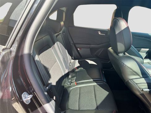 Used 2025 Ford Escape ST-Line image 25