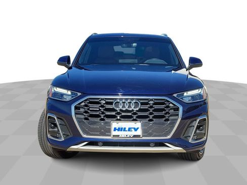 Used 2022 Audi Q5 2.0T Premium w/ Convenience Package image 3