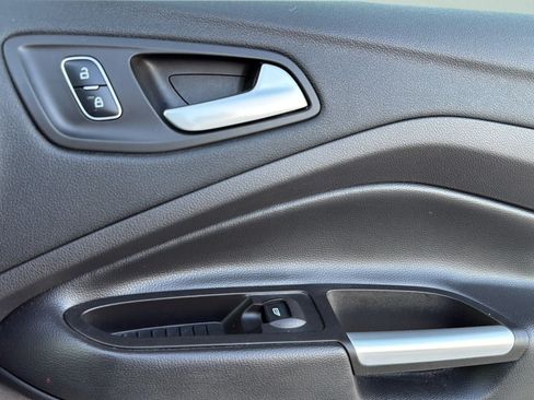Used 2018 Ford Escape SEL AWD/4WD image 18